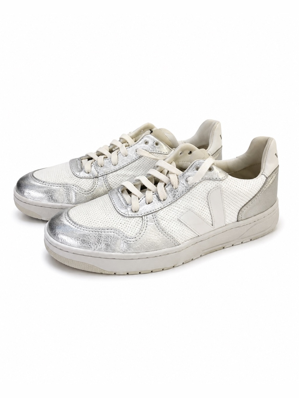 Veja Women’s White Sneakers with Iridescent Silver Accents. Size-7